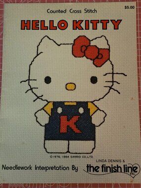 Vintage Sanrio Hello Kitty Counted Cross Stitch Booklet 1984 Rare